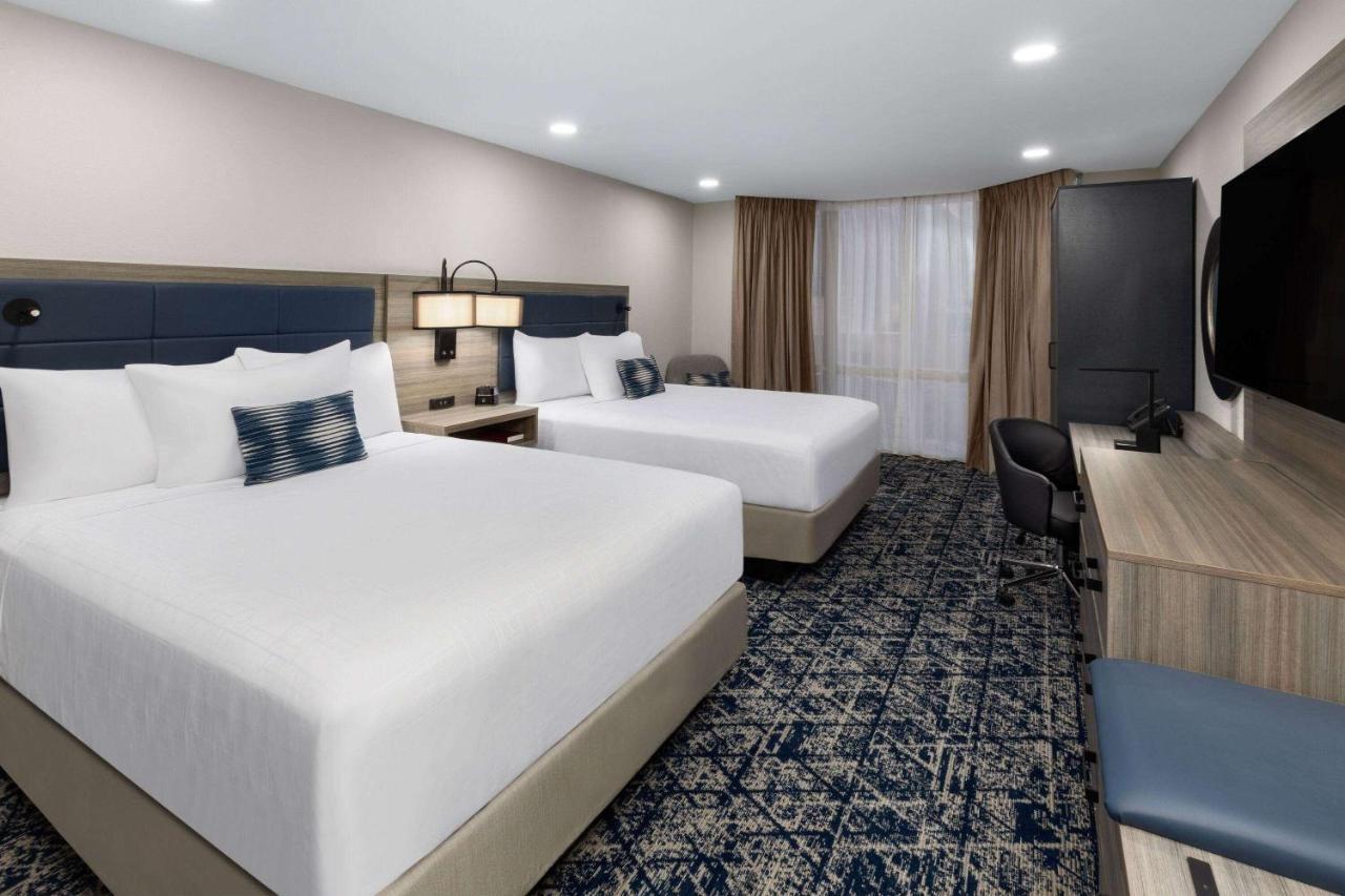 Hotel Wyndham Dfw Airport Irving Exterior foto