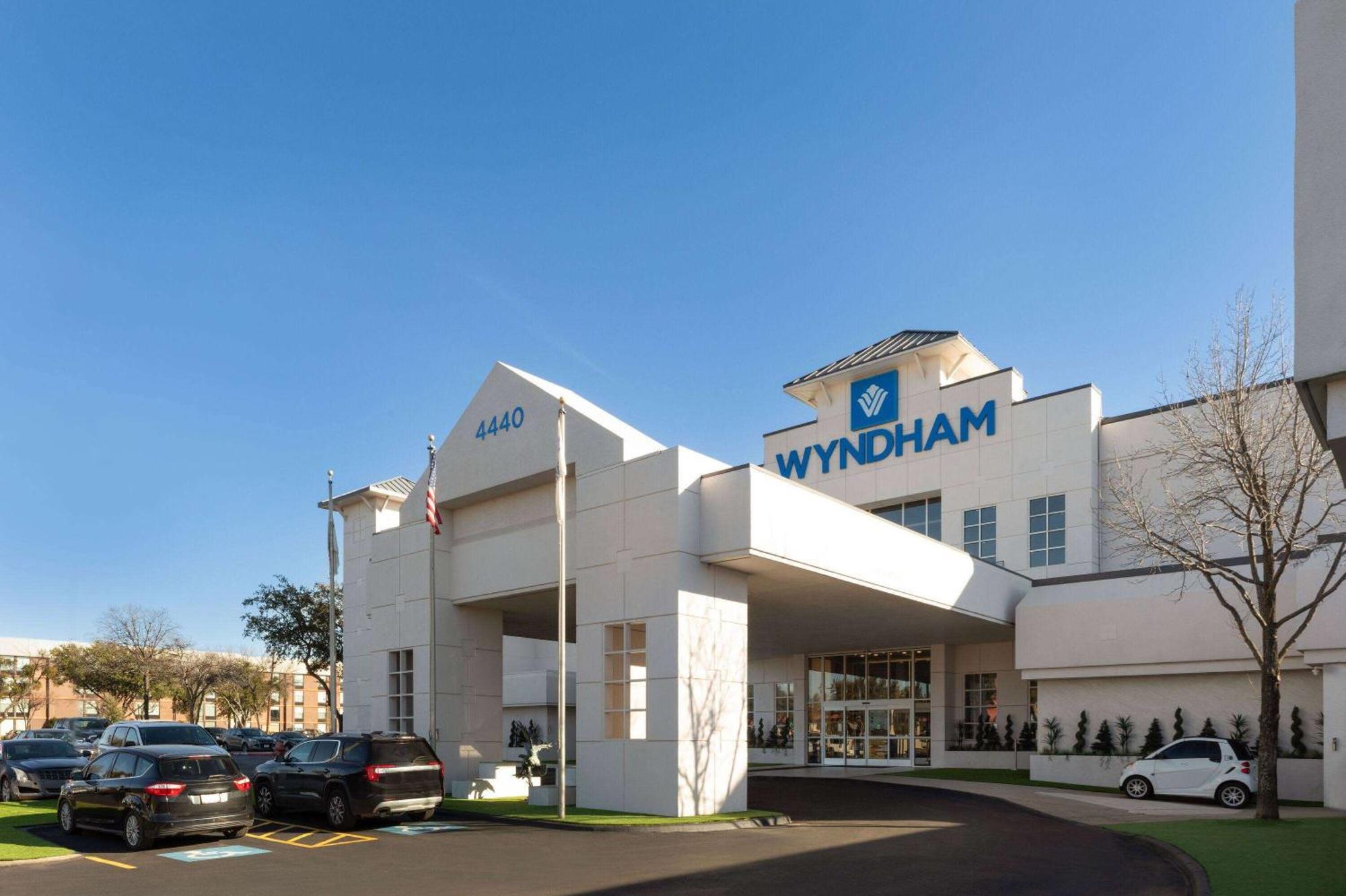 Hotel Wyndham Dfw Airport Irving Exterior foto